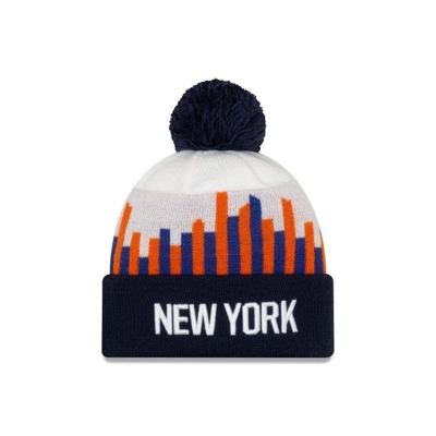 Sapca New Era New York Knicks NBA 2019 NBA Authentics City Series Holiday Pack Pom Knit Beanie - Albi